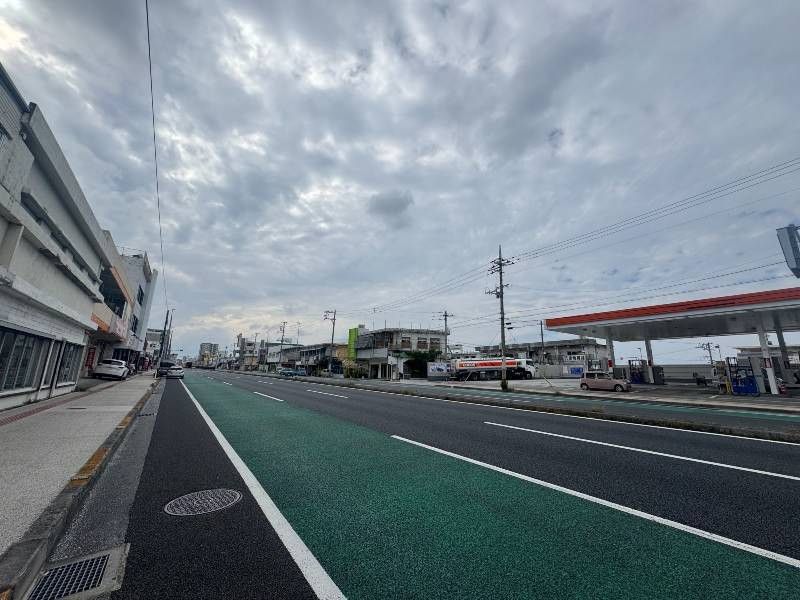 Shop Building for Sale in Ginowan, Okinawa - Route 58 Location - Thumbnail 3