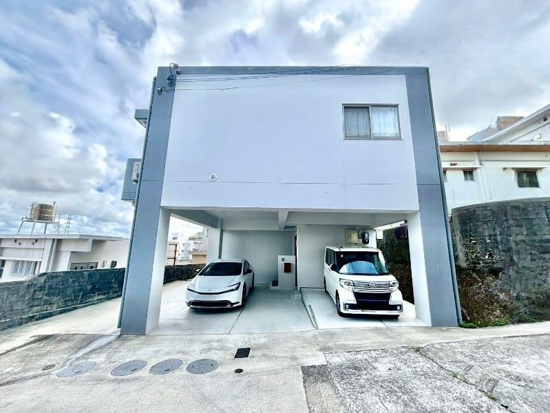Modern 3LDK House in Naha Oroku with Solar Panels - Thumbnail 2