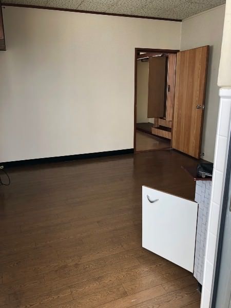 1DK Apartment for Rent in Ginowan, Okinawa – Pet Negotiable - Thumbnail 4