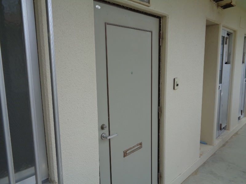 3DK Apartment for Rent in Iraha, Tomigusuku, Okinawa - Thumbnail 3