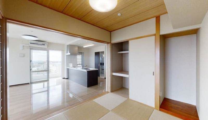 4LDK Apartment for Rent in Nakagusuku, Okinawa - 79.9 sqm - Thumbnail 4