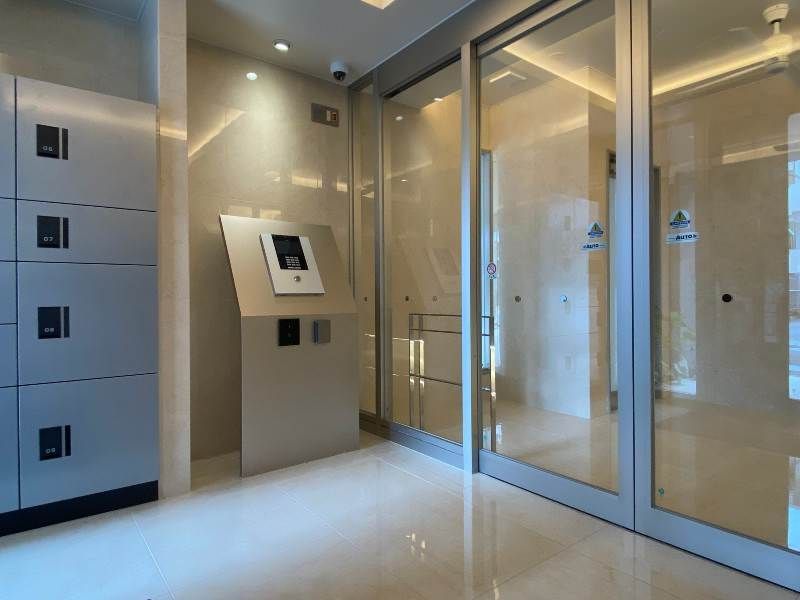 Milco Mansion Ginowan Ganeko 2LDK Corner Unit with Sea View - Thumbnail 4