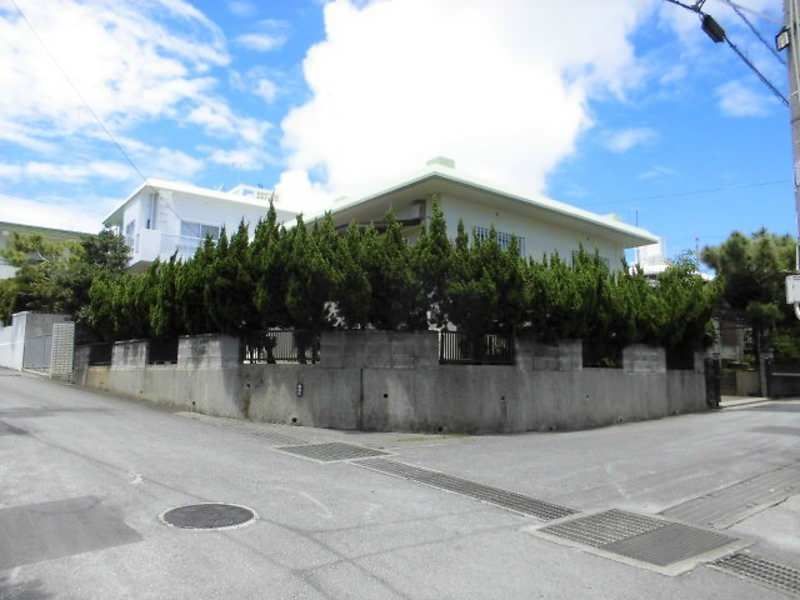 4DK Detached House for Rent in Nakamine, Uruma City - Thumbnail 3