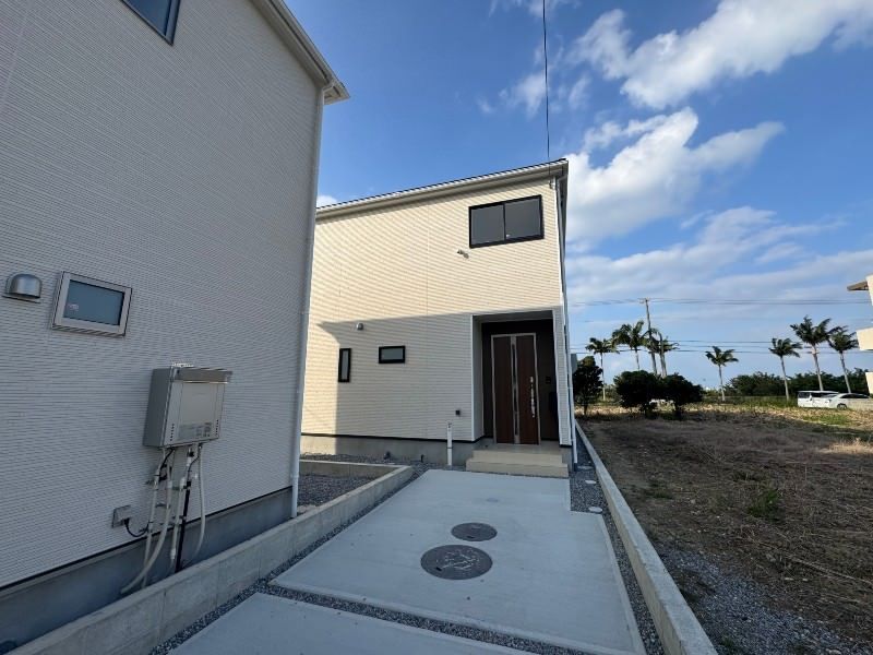 New 3LDK House in Nanjo City, Okinawa | 2025 Build - Thumbnail 3