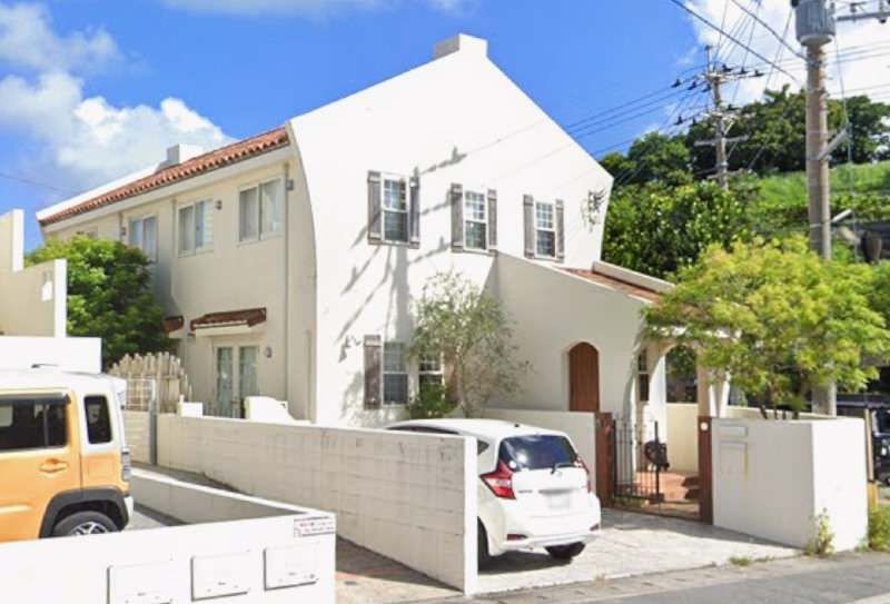 Large 6LDK Family House for Rent in Uebaru, Naha, Okinawa - Thumbnail 2