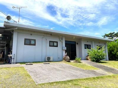 1LDK House for Sale in Nakijin Village, Okinawa with Ocean Views — Image 1, Nakijin, Okinawa
