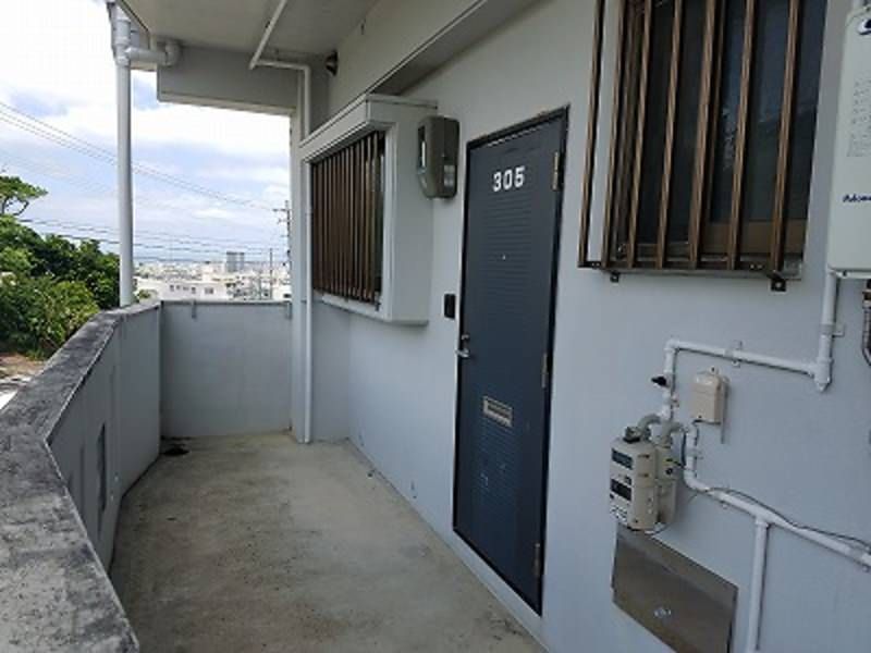 Excel Corps 2DK Apartment for Rent in Urasoe, Okinawa - Thumbnail 2