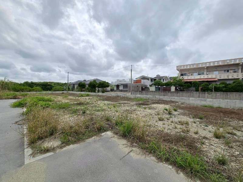 173.7 sqm Building Plot for Sale in Nishihara-cho, Okinawa - Thumbnail 3