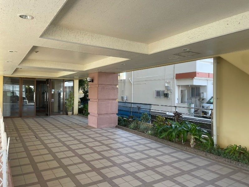 3LDK Apartment for Sale in Ginowan, Okinawa - Lions Mansion - Thumbnail 2