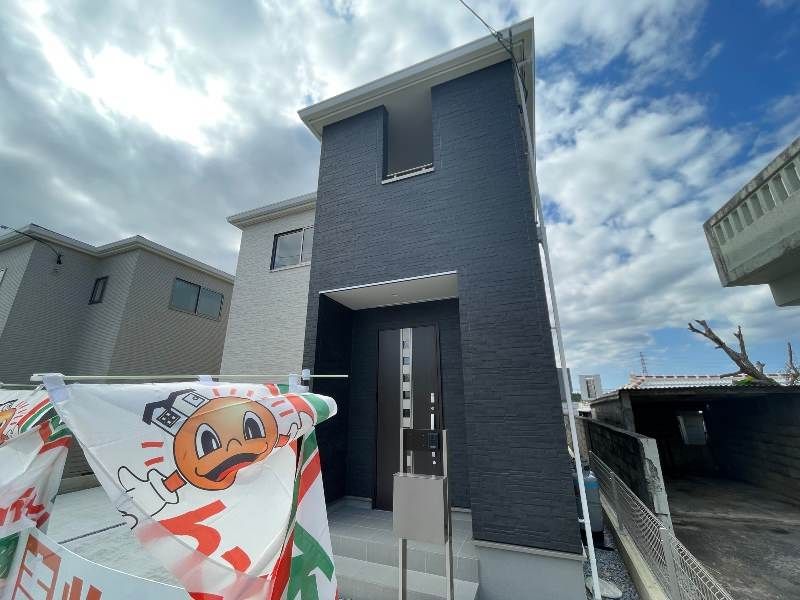 Land for Sale in Uruma City Nishihara, Okinawa - Lot 1 of 7 - Thumbnail 3