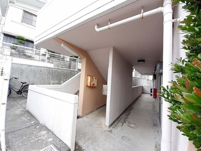 1LDK Apartment for Rent in Ginowan City, Okinawa - Thumbnail 3