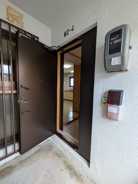 Rental 2LDK Apartment in Kadena Town, Okinawa - 72.94 sqm - Thumbnail 2