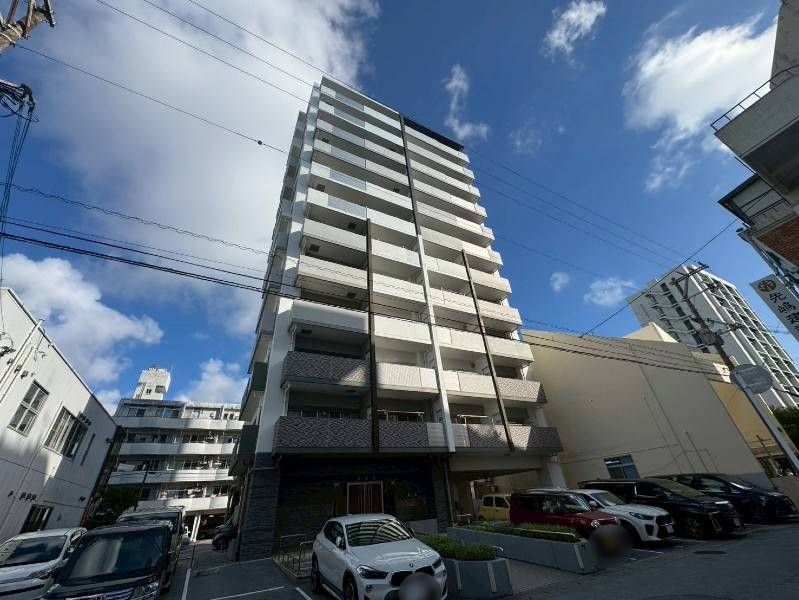 Le Grandi Matsuyama 1LDK Condo for Sale in Naha, Okinawa - Thumbnail 4