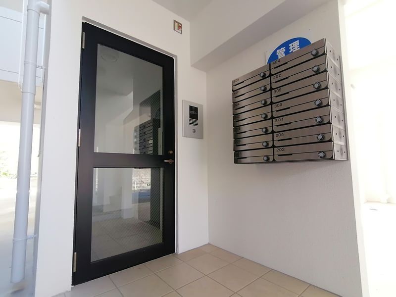 Higawa Apartment 1LDK for Rent in Naha, Okinawa - Thumbnail 4