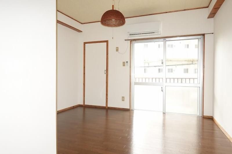 Green View A 1R Apartment for Rent in Ginowan, Okinawa - Thumbnail 4