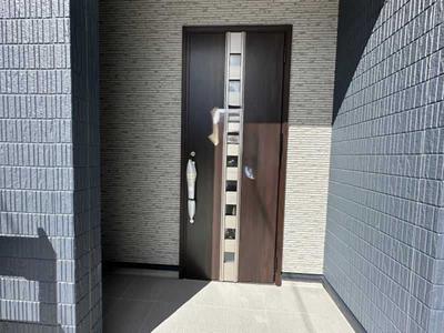 New 3LDK House in Kadena with Double Parking — Image 2, Kadena, Okinawa