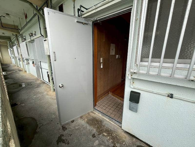 Renovated 2DK Apartment for Rent in Chatan, Okinawa - Thumbnail 3