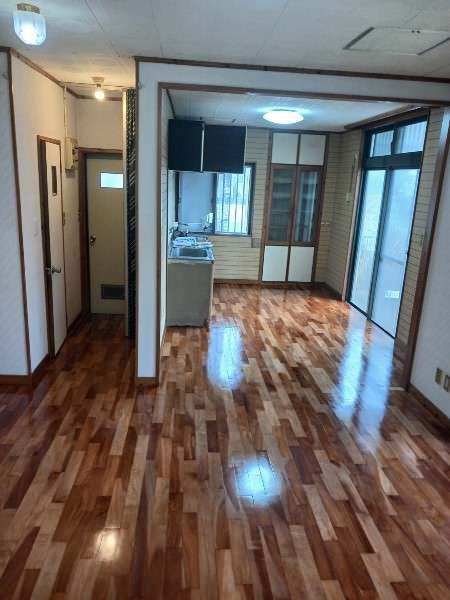 3LDK Rental House in Koja, Okinawa City with Parking - Thumbnail 3