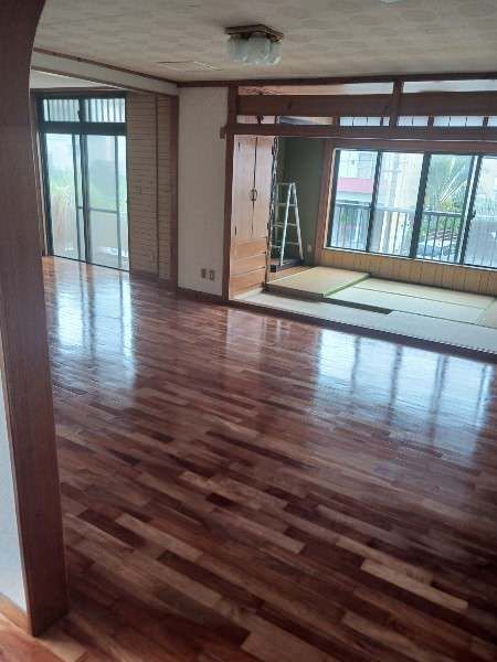 3LDK Rental House in Koja, Okinawa City with Parking - Thumbnail 2