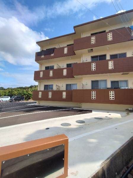 New 1R Apartment for Rent in Yaese Town, Okinawa - Separate Bath & Toilet - Thumbnail 4