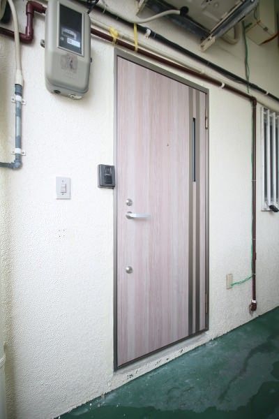 2DK Apartment for Rent near Asato Station, Naha, Okinawa - Thumbnail 2