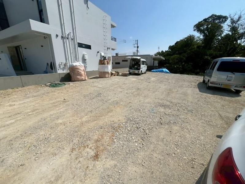 New RC Apartment Building for Sale in Yomitan Village, Okinawa - Thumbnail 4