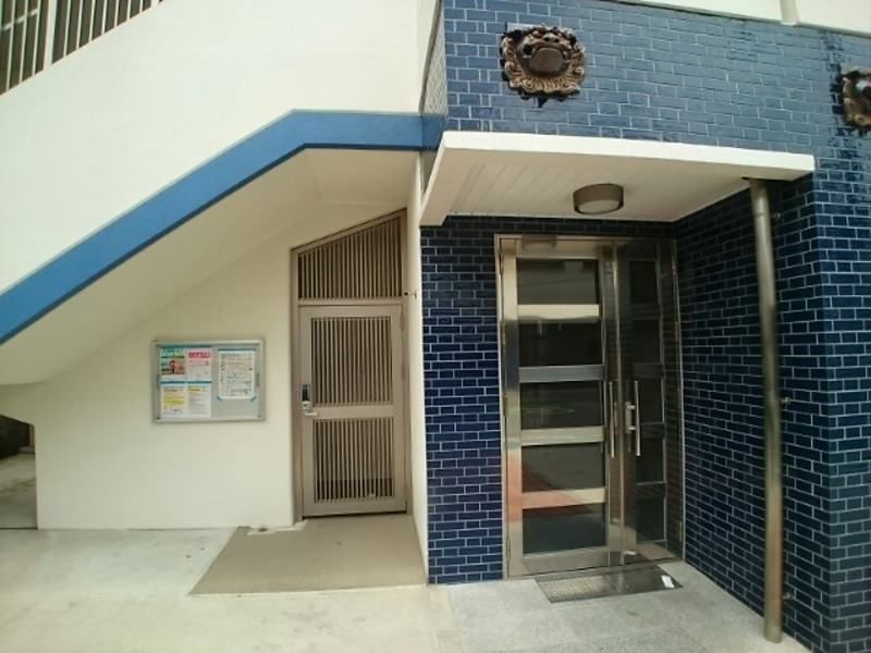 Modern 1K Apartment for Rent in Naha, Okinawa with Free Internet - Thumbnail 2