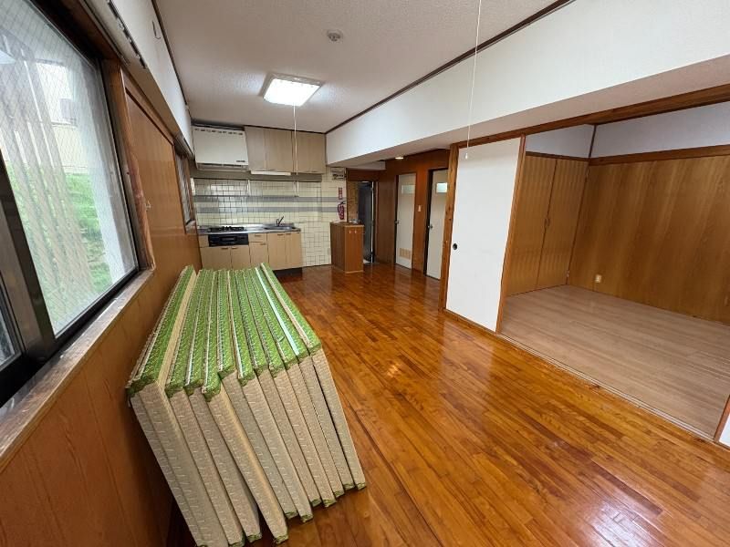 2LDK Apartment for Rent in Yogi, Naha City, Okinawa - Thumbnail 4