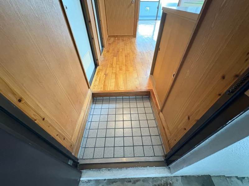2LDK Apartment for Rent in Yogi, Naha City, Okinawa - Thumbnail 2