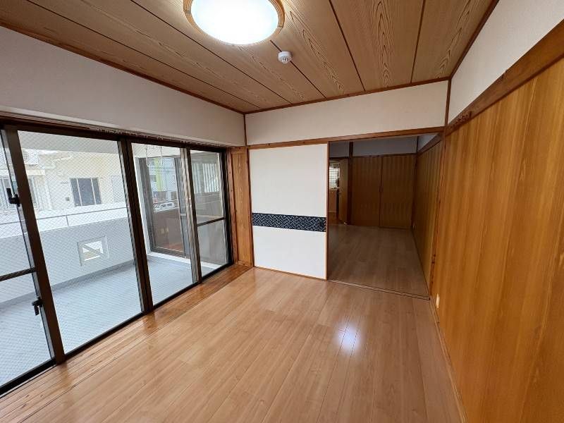 2LDK Apartment for Rent in Yogi, Naha City, Okinawa - Thumbnail 3