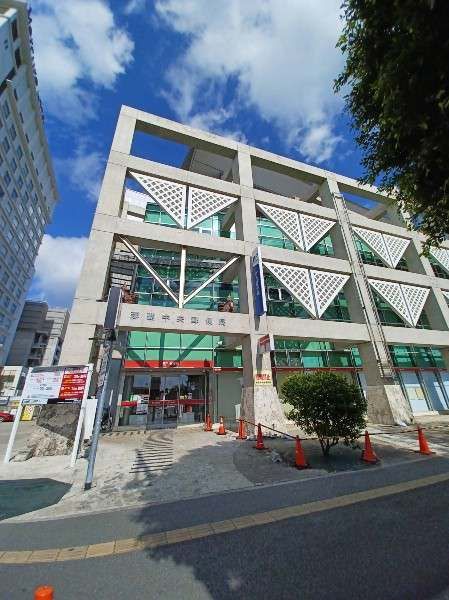 Crest Tsubogawa Chukoen 3LDK Apartment for Sale in Naha - Thumbnail 3