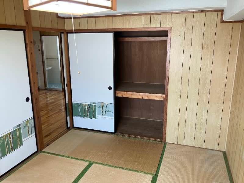 3DK Apartment for Rent in Shuri Kubagawa, Naha, Okinawa - Thumbnail 4