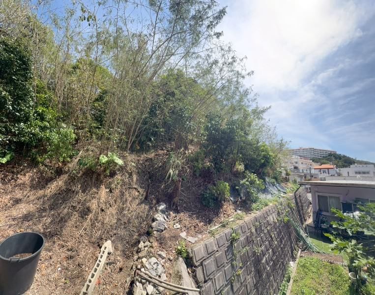 Land for Sale in Ueda, Tomigusuku City, Okinawa - 458 Tsubo - Thumbnail 3