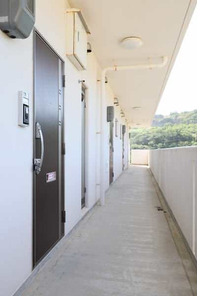 1LDK Apartment for Rent in Urasoe City, Okinawa - Thumbnail 2