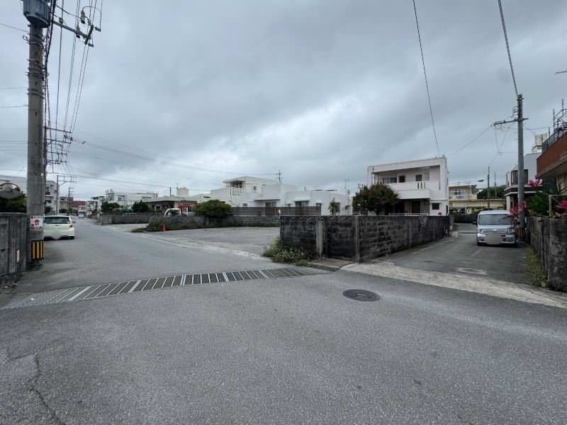 New 4LDK Designer House for Sale in Nishihara Town, Okinawa - Thumbnail 3