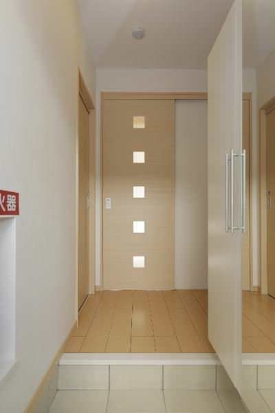 1LDK Apartment for Rent in Nakagusuku Village, Okinawa - Thumbnail 3