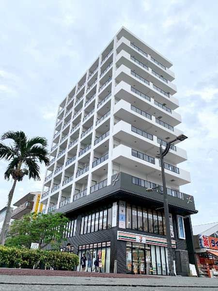 Modern 1LDK Apartment for Rent near Koroku Station, Naha - Thumbnail 2