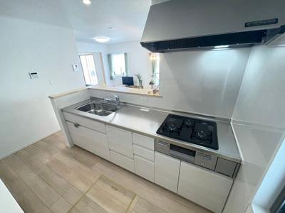 Detached house for sale in Owazu, Nishihara-cho (newly built, system kitchen, monitored intercom, 2nd floor or higher, 4LDK, 36.8 million yen) | Okinawa property information [Go Home] No. 1024-1890 — Image 2, Nishihara, Okinawa