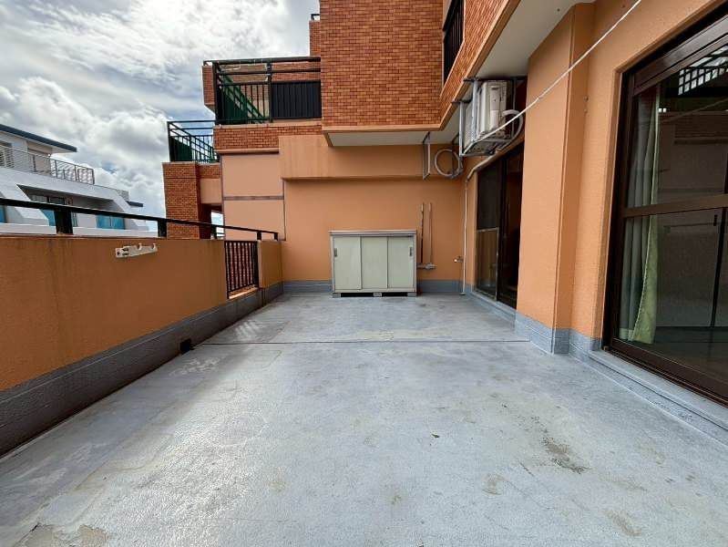 Lions Mansion Furuzato No.3 2LDK Apartment for Sale in Naha - Thumbnail 3