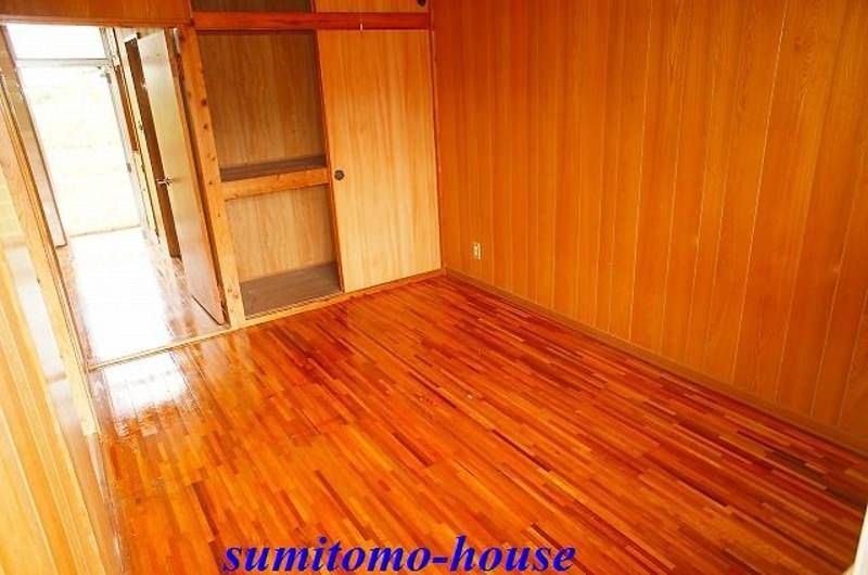 2DK Apartment for Rent in Momohara, Okinawa City - Thumbnail 3