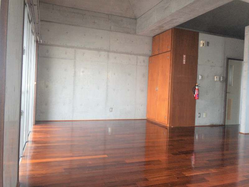1R Apartment for Rent in Urasoe City, Okinawa - Thumbnail 3