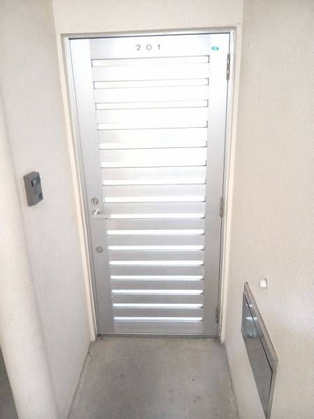 2DK Apartment for Rent in Urasoe, Okinawa - Pet Friendly - Thumbnail 4