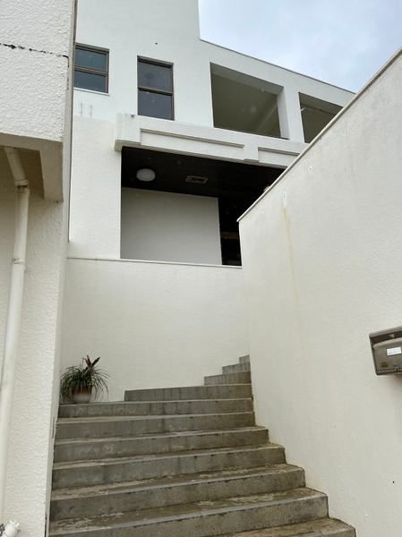 Ocean View 1R Apartment for Rent in Itoman, Okinawa - Thumbnail 4