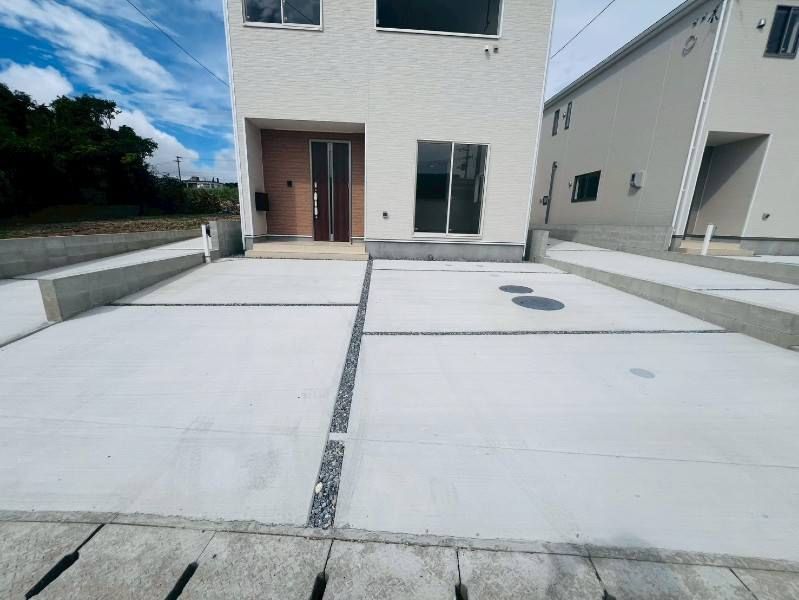 New ZEH 4LDK House in Itoman City Okinawa 2025 - Thumbnail 2