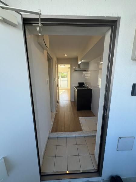 GEN'S Kanku 203: 1K Apartment for Rent in Nishihara, Okinawa - Thumbnail 2