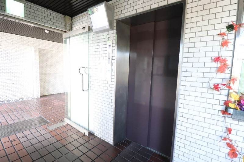 Pegasus Mansion Akebono 2LDK Condo with Sea View in Naha - Thumbnail 3