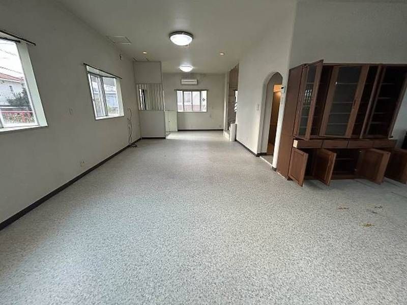 Okinawa City 3LDK House with Rental Income, 75M Yen - Thumbnail 2