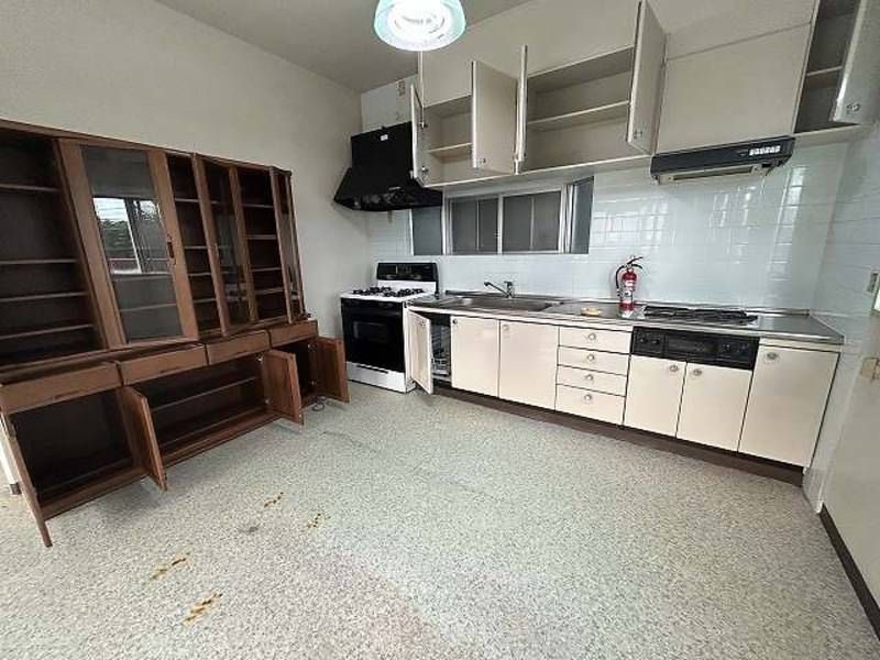 Okinawa City 3LDK House with Rental Income, 75M Yen - Thumbnail 3