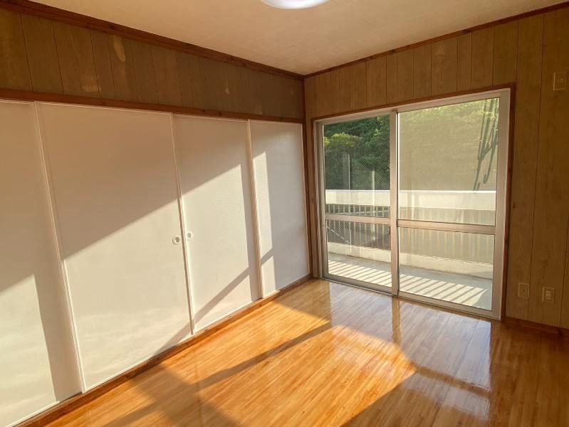 Renovated 2DK Apartment for Rent in Ginowan, Okinawa - Thumbnail 2