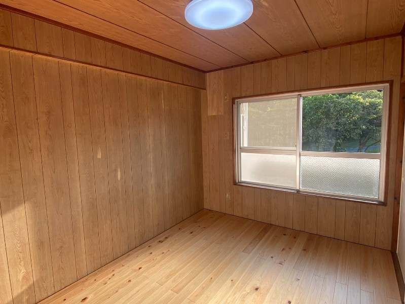 Renovated 2DK Apartment for Rent in Ginowan, Okinawa - Thumbnail 4